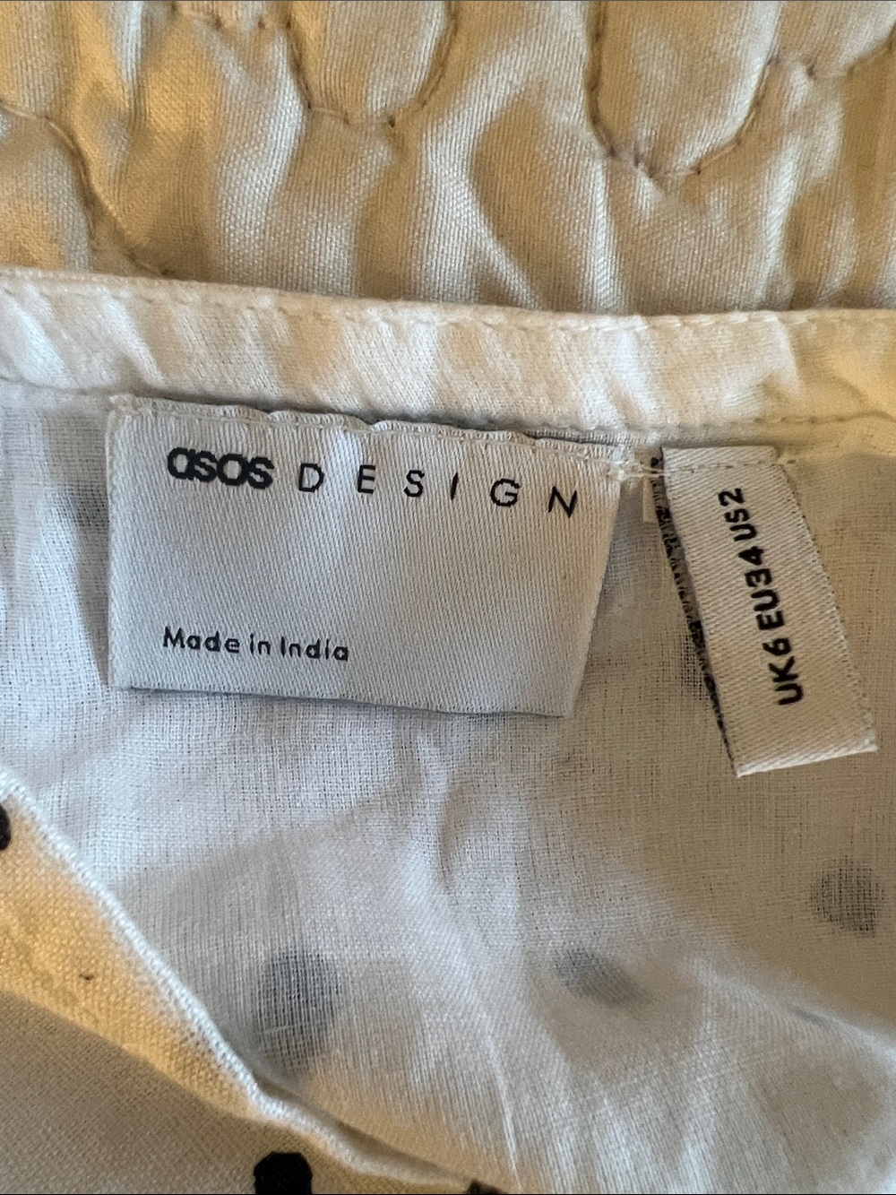 White Women’s skirt polkadot White Slim skirt by OSOS design size 2